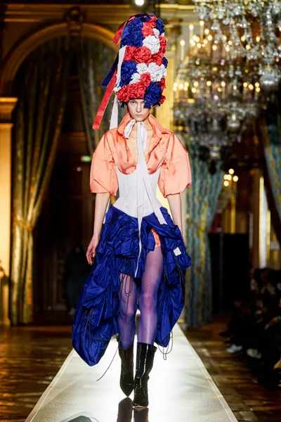 Look 26